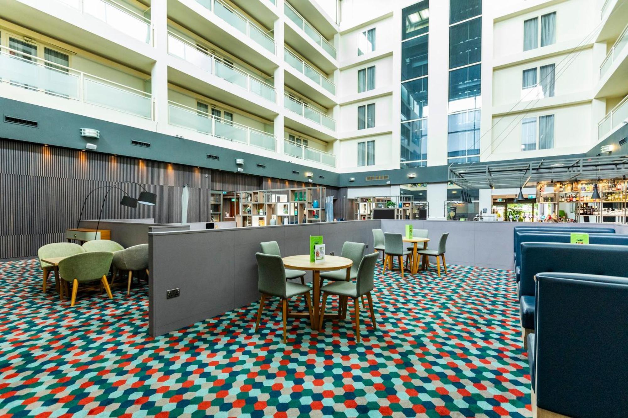 Holiday Inn Milton Keynes Central By Ihg Exterior photo