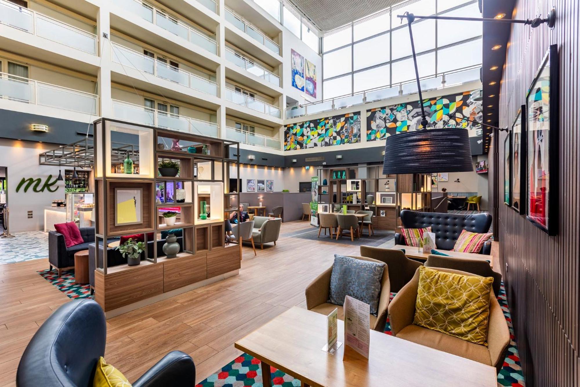 Holiday Inn Milton Keynes Central By Ihg Exterior photo